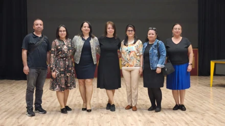 UMUDA DOKUNAN ELLER (HEMŞİRELİK VE MEME KANSERİ DENEYİMİ)